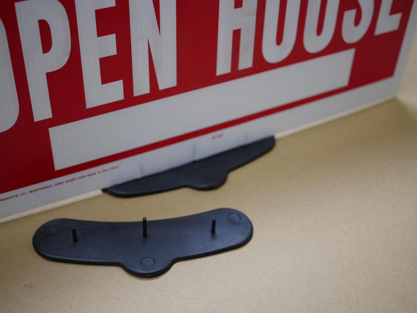 Hotdog Stand – Tabletop Corrugated Sign Holder (Carton of 50)